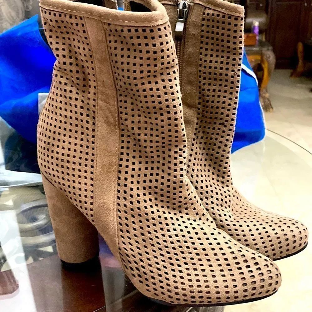 BU collection boots